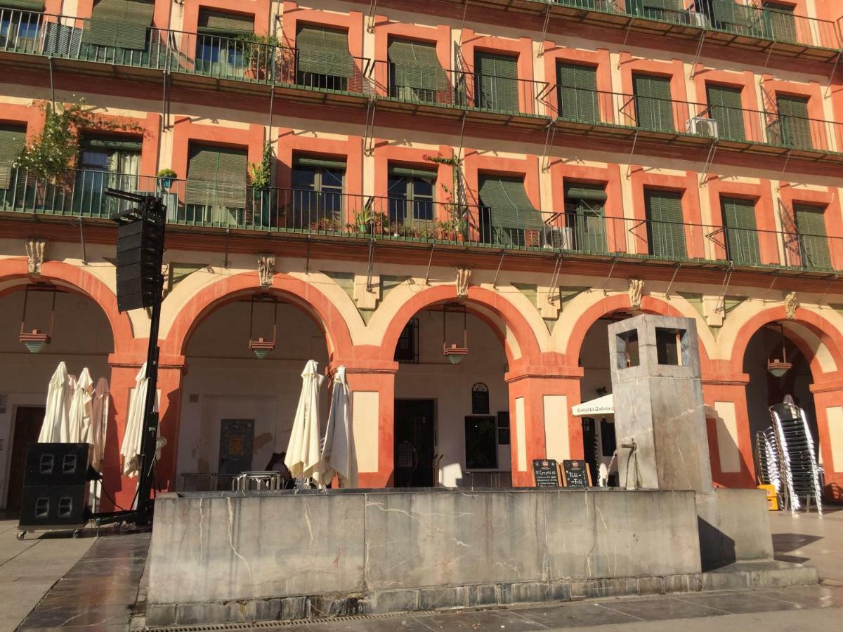Apartamento Plaza De La Corredera Kordoba Zewnętrze zdjęcie